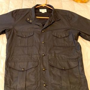 Filson oil finish Cover Cloth Jacket, very good used condition. Pit to pit: 24.5